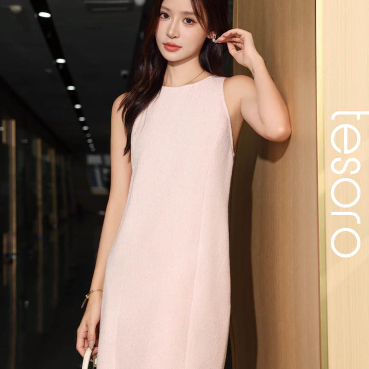 Effortless Chic Sleeveless Dress