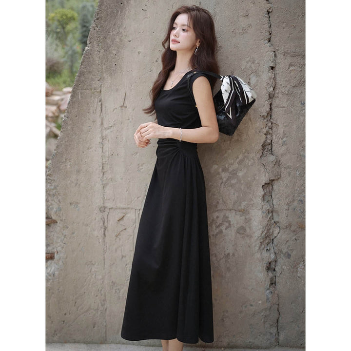 Refined Silhouette Fit & Flare