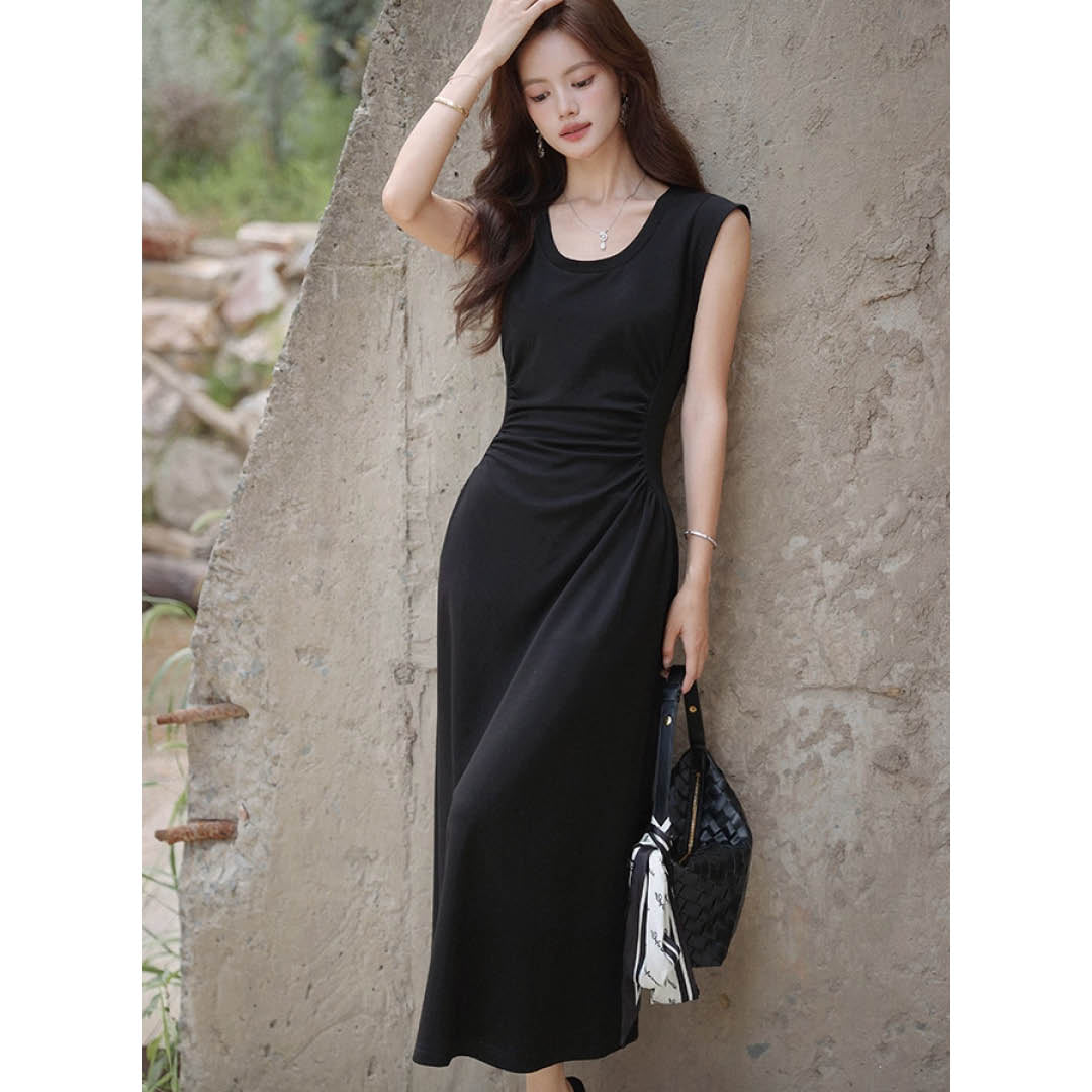 Refined Silhouette Fit & Flare