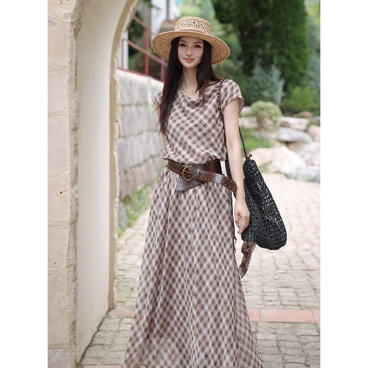 Soft Checked Sleeveless Gown