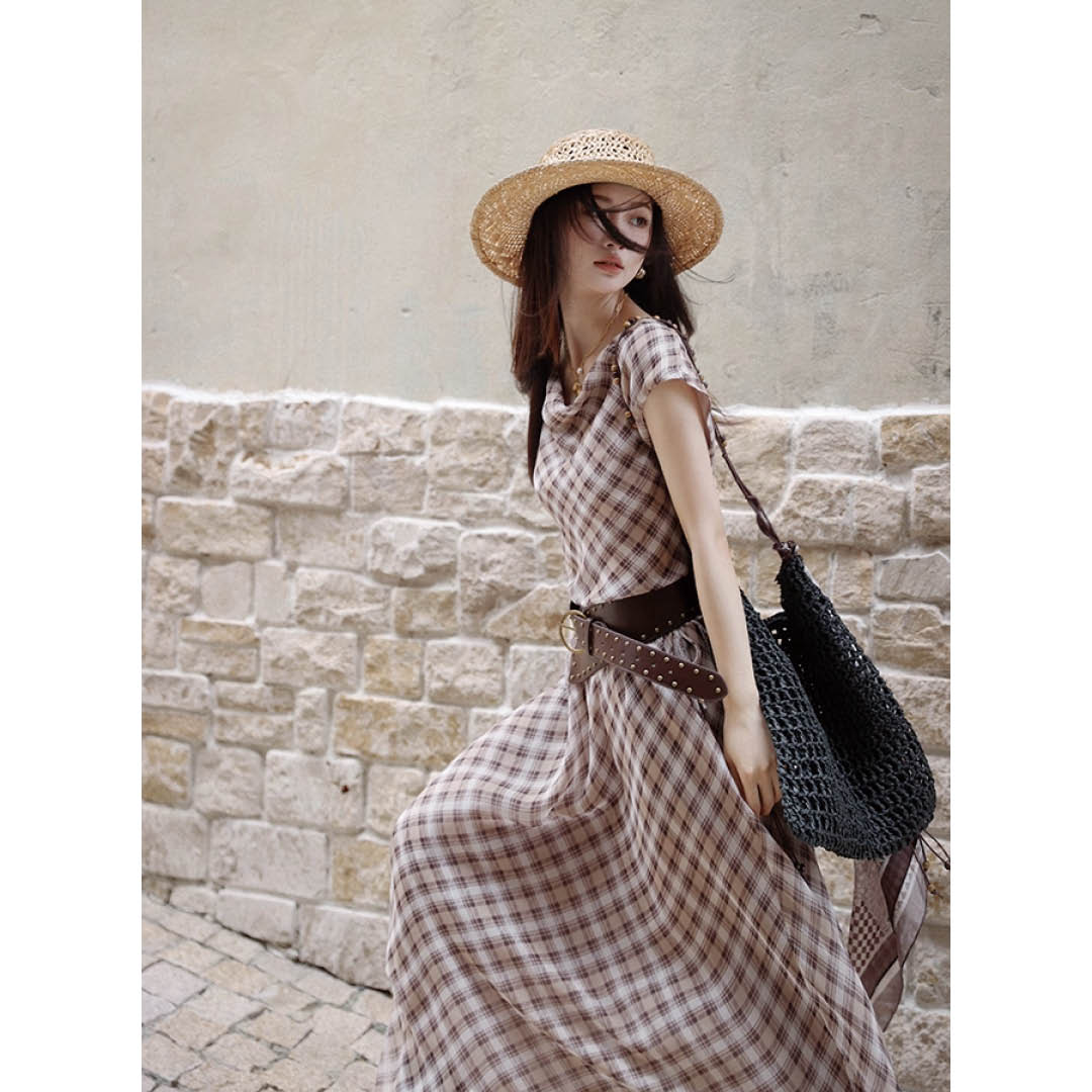 Soft Checked Sleeveless Gown