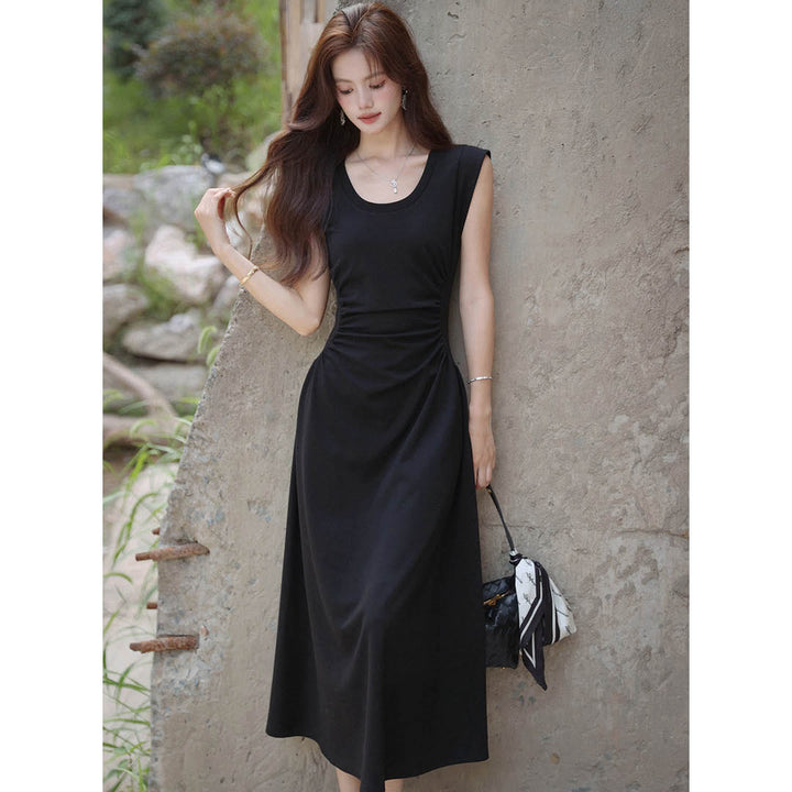 Refined Silhouette Fit & Flare