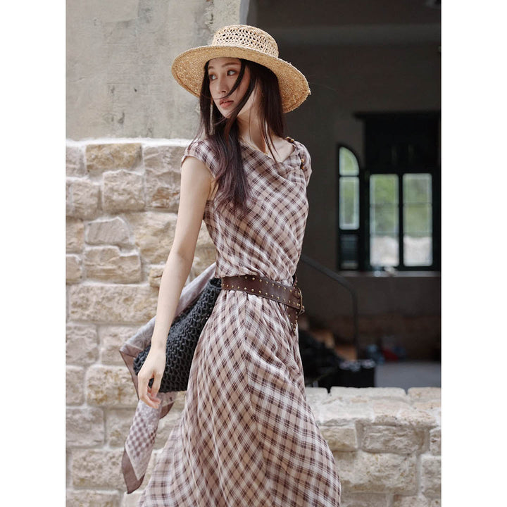 Soft Checked Sleeveless Gown