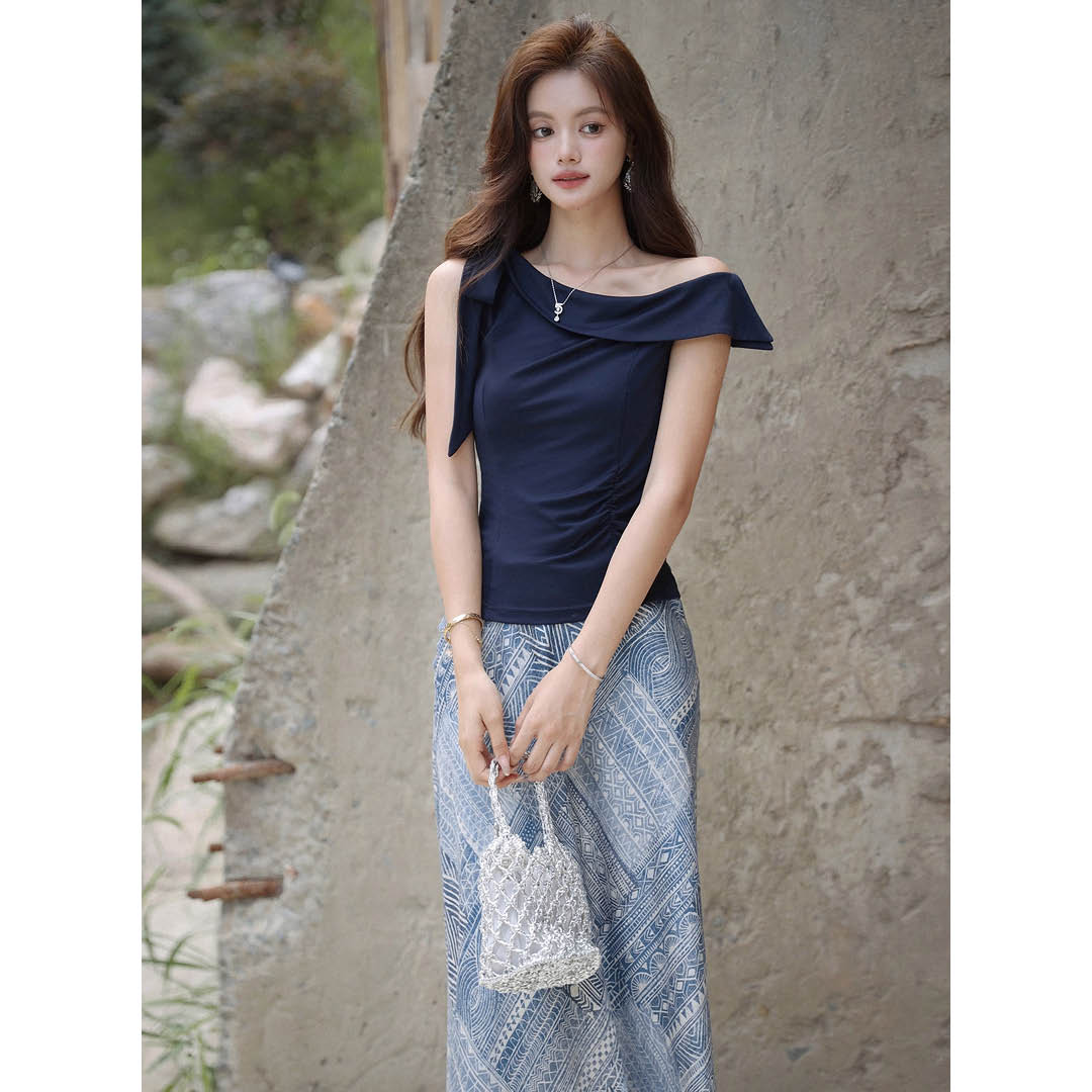 Asymmetric Ribbon Neck Top