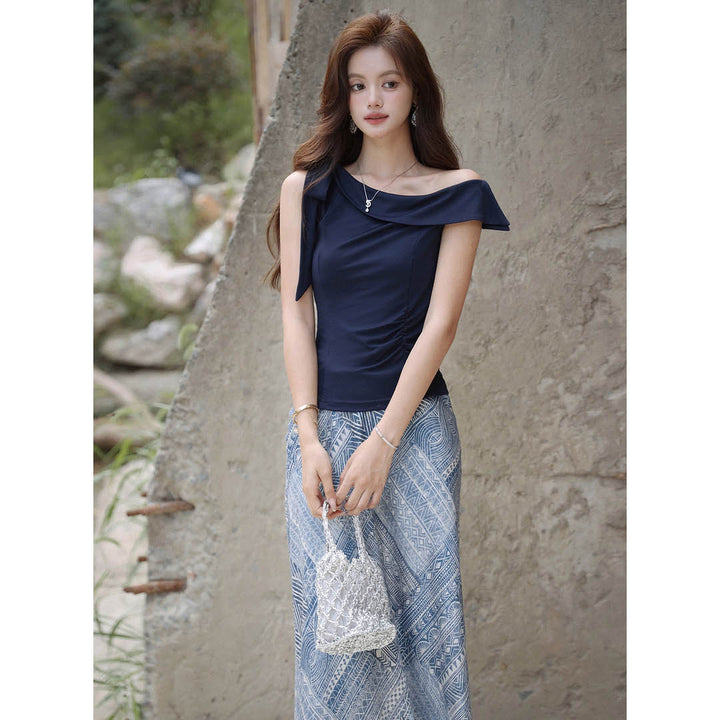 Asymmetric Ribbon Neck Top
