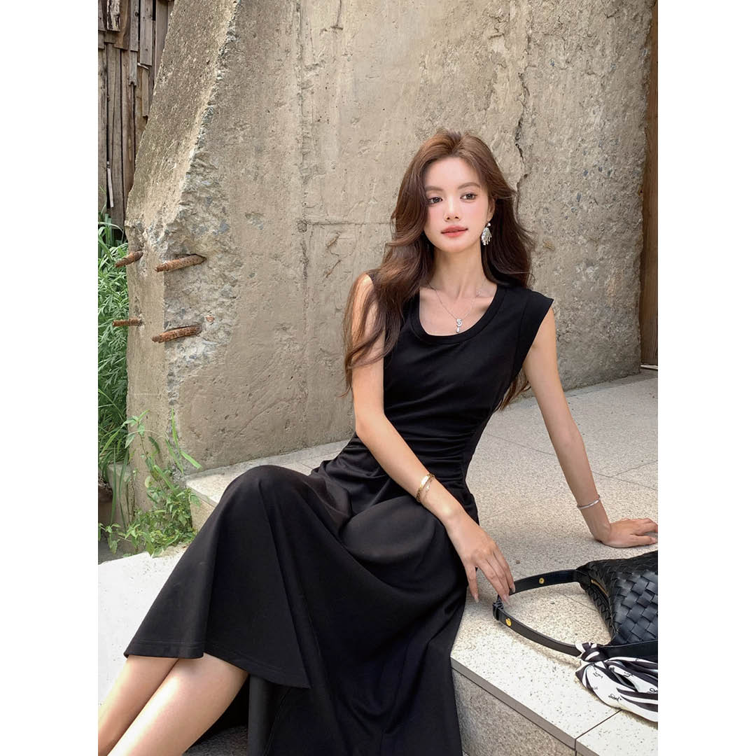 Refined Silhouette Fit & Flare