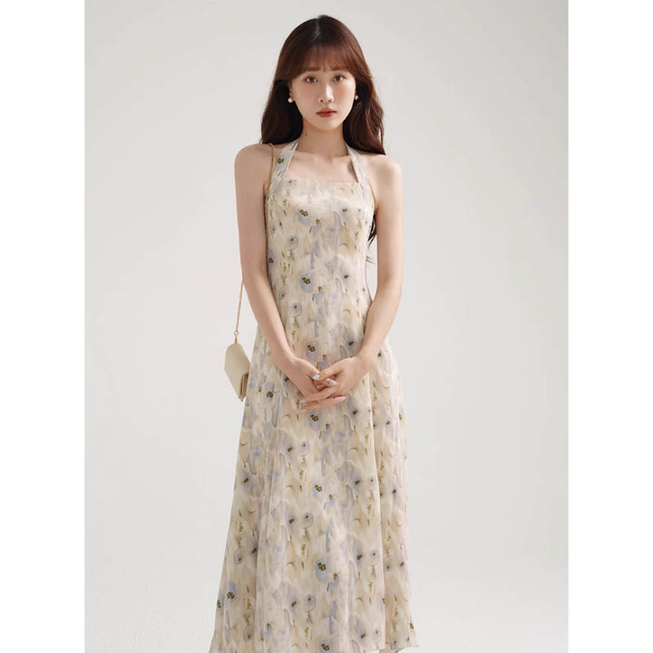 Back Ribbon Flare Dress