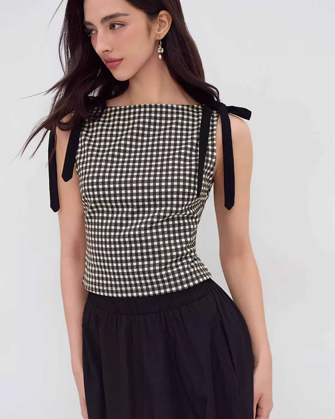 Ribbon Shoulder Check Top