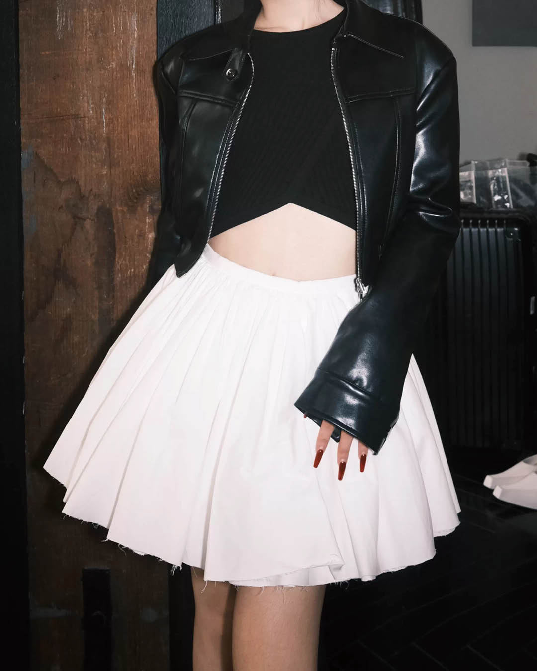 Elegant Volume Pleated Skirt