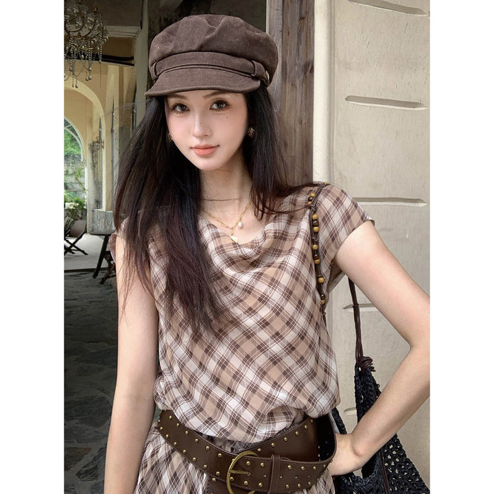 Soft Checked Sleeveless Gown