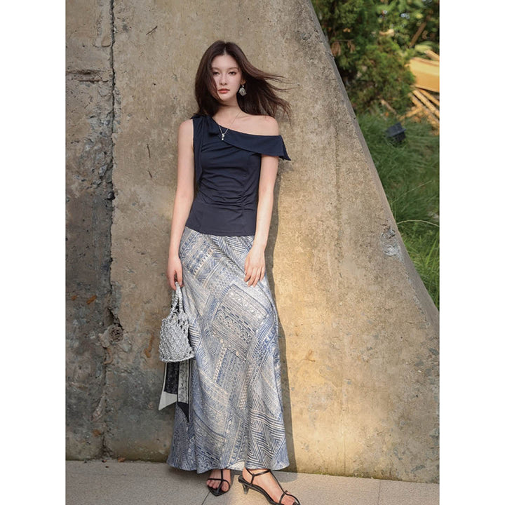 Asymmetric Ribbon Neck Top