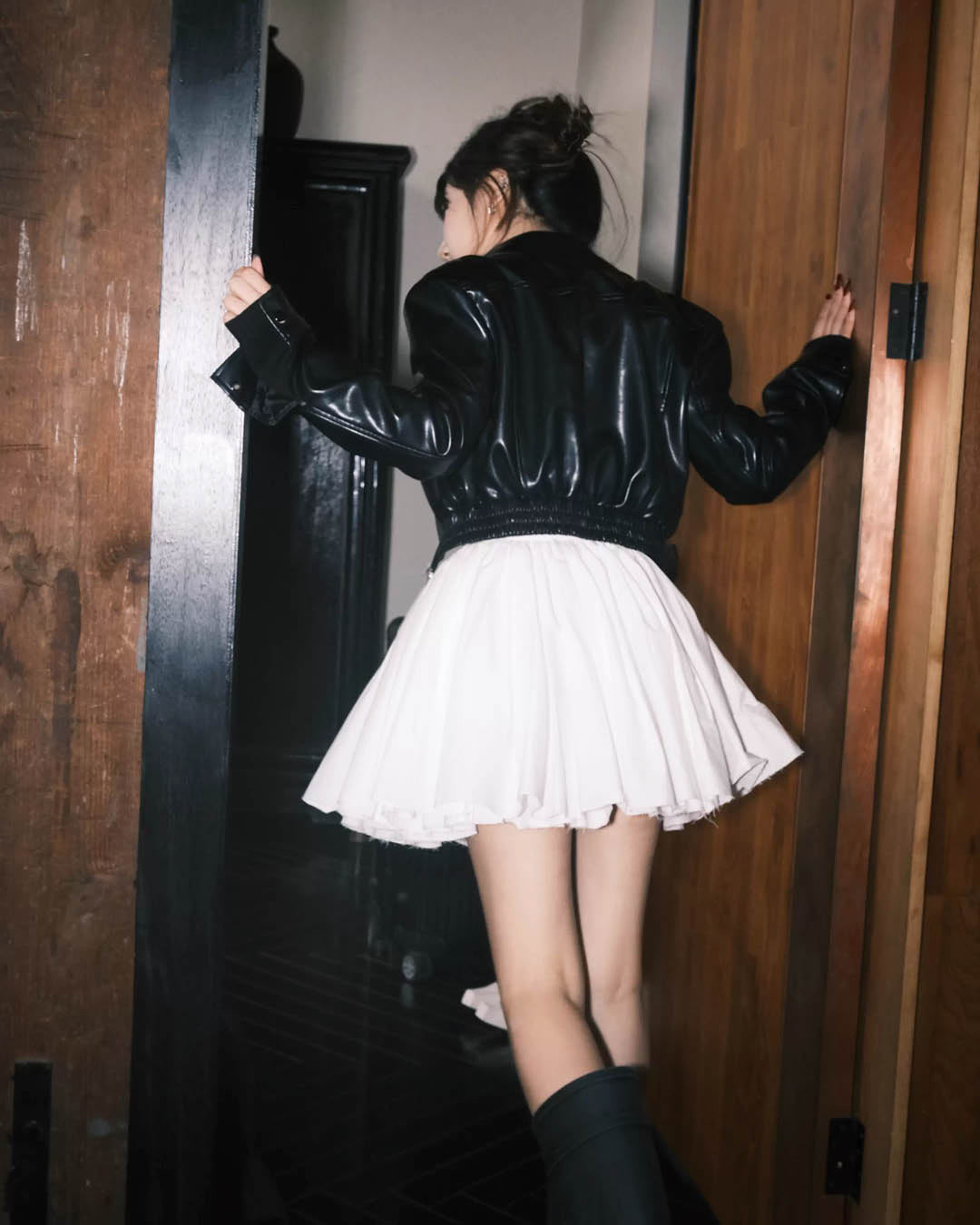 Elegant Volume Pleated Skirt