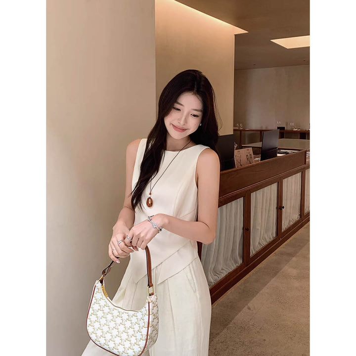Angled Hem Sleeveless Blouse
