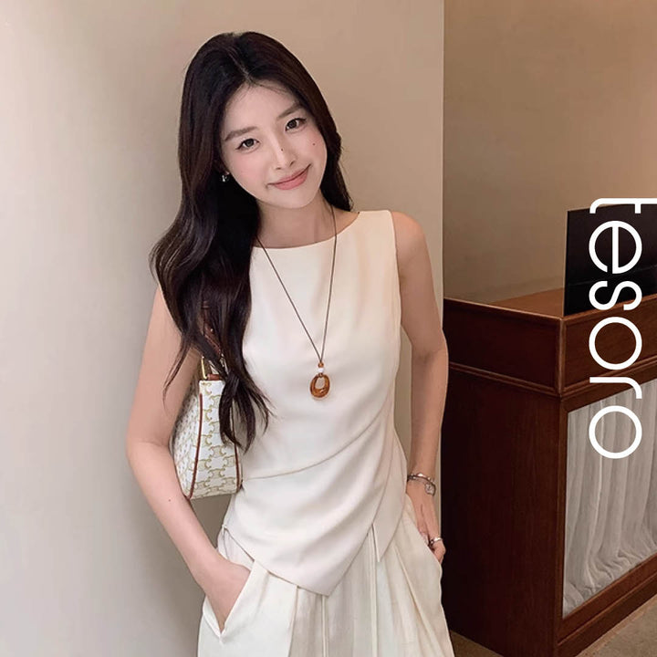 Angled Hem Sleeveless Blouse