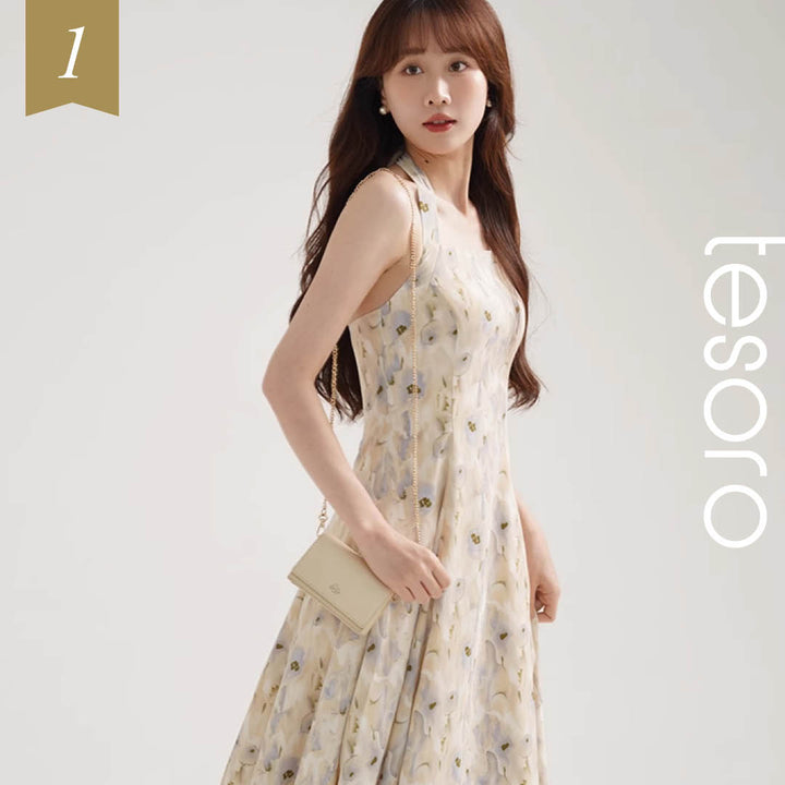 Back Ribbon Flare Dress